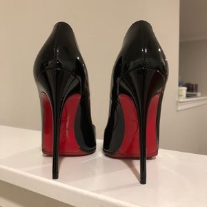 Christian Louboutin So Kate Pointed-Toe Pumps